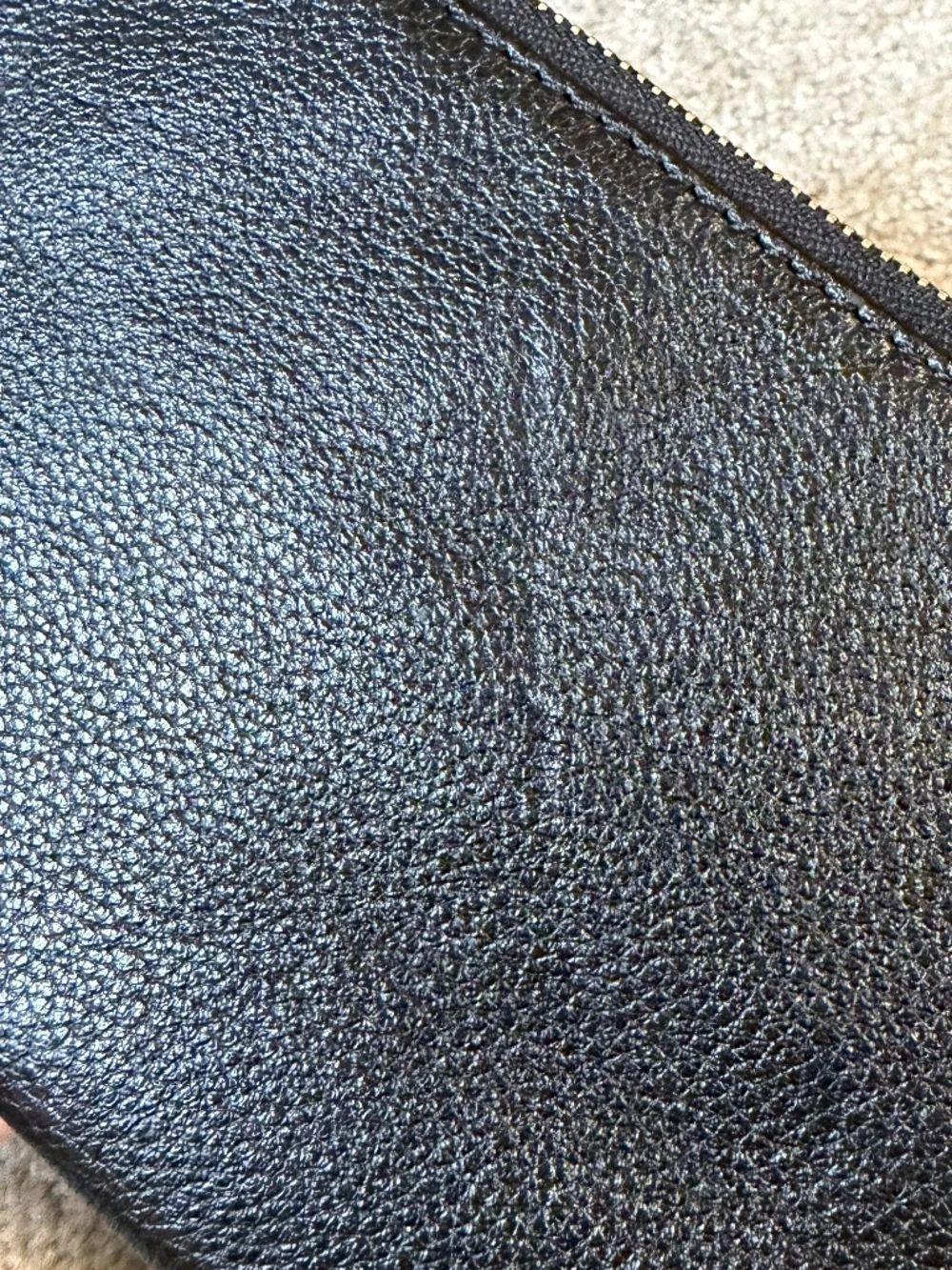 Kate Spade pebbled leather wristlet